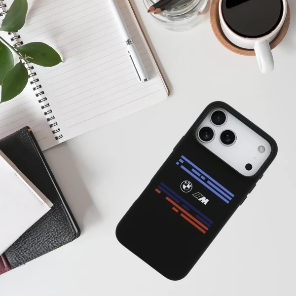 BMW M Silicon Horizontal Line MagSafe Dėklas skirtas Apple iPhone 17 Pro Max juodos spalvos aprašymas - Prekės nuotrauka