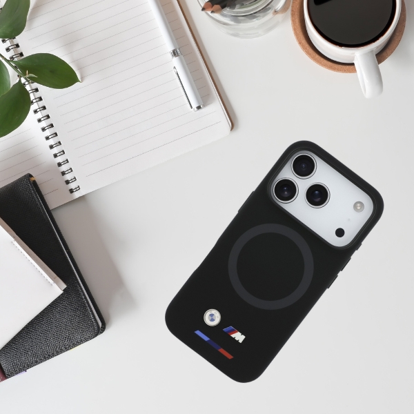 BMW M Silicon Logo MagSafe dėklas Apple iPhone 17 Pro juodos spalvos aprašymas - Prekės nuotrauka