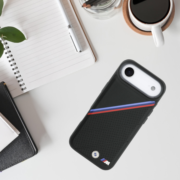 BMW M Tricolor Metal Logo MagSafe dėklas Apple iPhone Air juodos spalvos aprašymas - Prekės nuotrauka