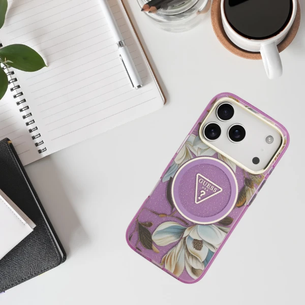 Dėklas Case Guess IML Glitter Flowers Triangle MagSafe for Apple iPhone 17 Pro Max violetinė aprašymas - Prekės nuotrauka Dėklas Case Guess IML Glitter Flowers Triangle MagSafe for Apple iPhone 17 Pro Max violetinė aprašymas - Prekės nuotrauka