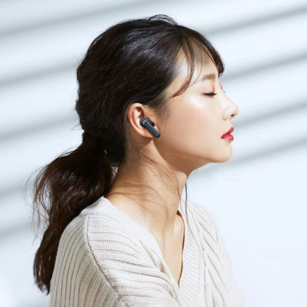 Creative Aurvana Ace Mimi Bluetooth 5.3 ANC belaidės ausinės mėlynos spalvos aprašymas - Prekės nuotrauka Creative Aurvana Ace Mimi Bluetooth 5.3 ANC belaidės ausinės mėlynos spalvos aprašymas - Prekės nuotrauka