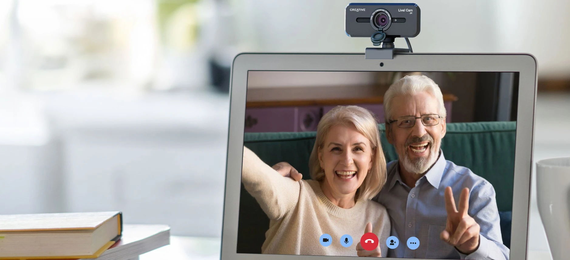 Creative internetinė kamera Sync V32K QHD juodos spalvos aprašymas - Prekės nuotrauka Creative internetinė kamera Sync V32K QHD juodos spalvos aprašymas - Prekės nuotrauka