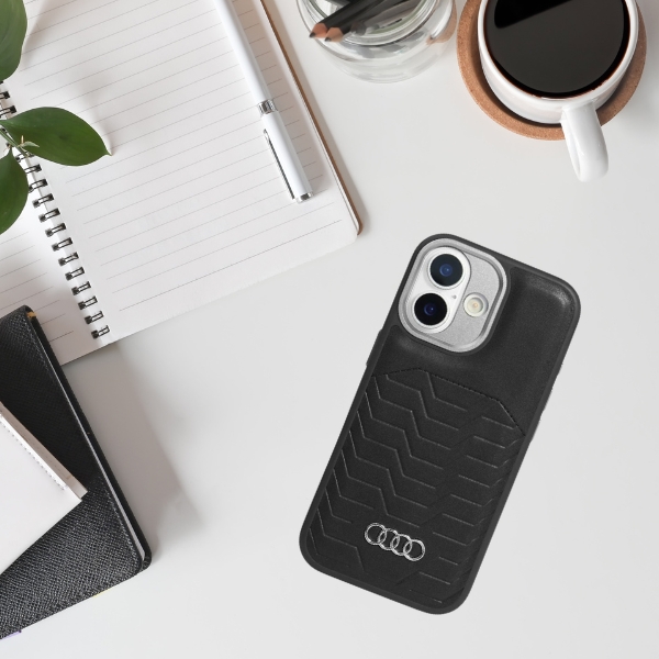 Dėklas Audi GT Synthetic Leather MagSafe skirtas Apple iPhone 17 juodos spalvos aprašymas - Prekės nuotrauka