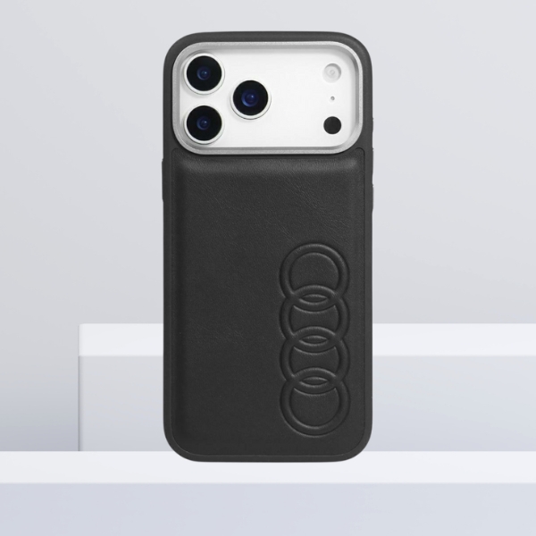 Dėklas Audi TT iš dirbtinės odos su MagSafe, skirtas iPhone 17 Pro Max, juodos spalvos aprašymas - Prekės nuotrauka