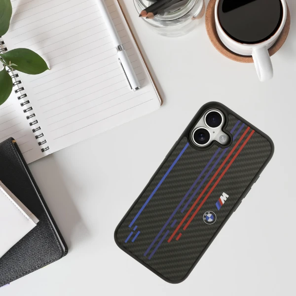 Dėklas BMW M Kevlar Lines & Logo MagSafe skirtas Apple iPhone 17 juodos spalvos aprašymas - Prekės nuotrauka Dėklas BMW M Kevlar Lines & Logo MagSafe skirtas Apple iPhone 17 juodos spalvos aprašymas - Prekės nuotrauka
