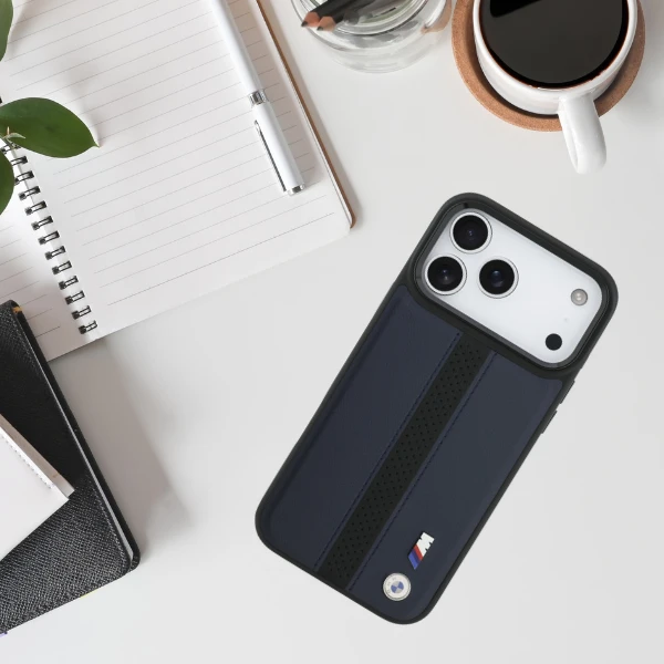 Dėklas BMW M Perskirtasated Stripe Logo MagSafe skirtas Apple iPhone 17 Pro Max mėlynos spalvos aprašymas - Prekės nuotrauka