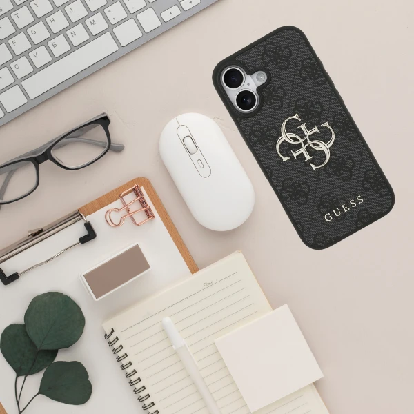 Dėklas Guess 4G Big Logo skirtas Apple iPhone 17 juodos spalvos aprašymas - Prekės nuotrauka Dėklas Guess 4G Big Logo skirtas Apple iPhone 17 juodos spalvos aprašymas - Prekės nuotrauka