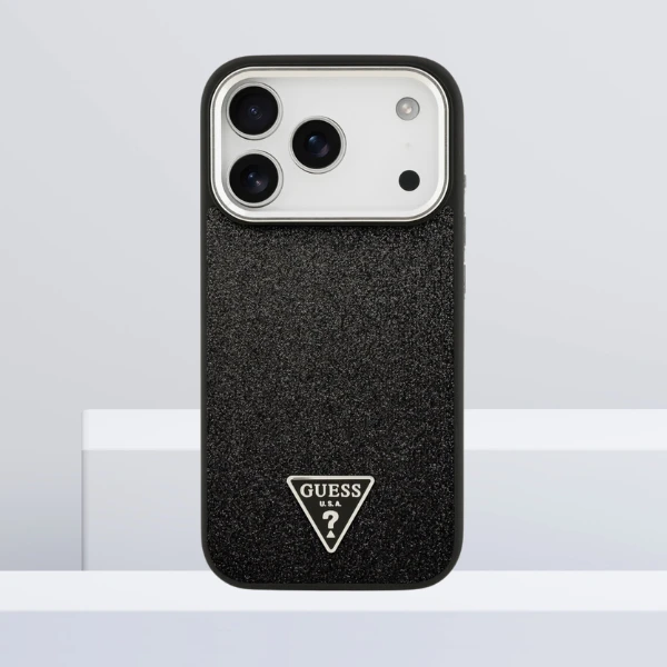Dėklas Guess Glitter Triangle Logo MagSafe skirtas Apple iPhone 17 Pro juodos spalvos aprašymas - Prekės nuotrauka