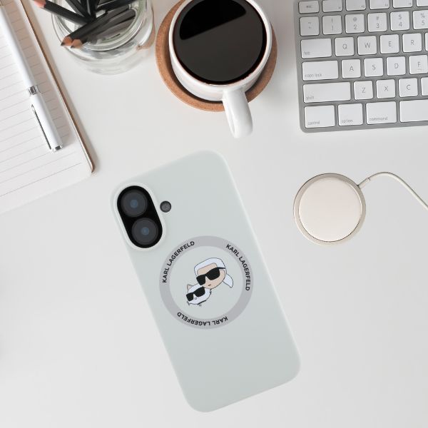 Dėklas Karl Lagerfeld Silicone Double Heads And Circle MagSafe Apple iPhone 16, smėlio spalvos aprašymas - Prekės nuotrauka