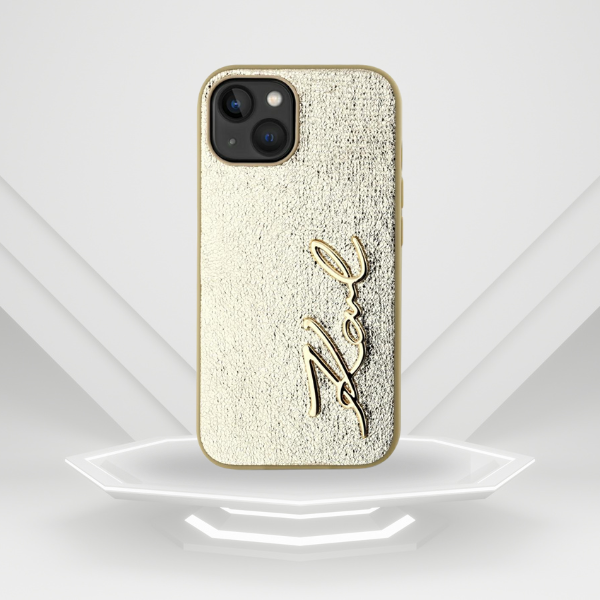 Dėklas Karl Lagerfeld Wrinkled Metal Signature Apple iPhone 15 auksinis aprašymas - Prekės nuotrauka Dėklas Karl Lagerfeld Wrinkled Metal Signature Apple iPhone 15 auksinis aprašymas - Prekės nuotrauka