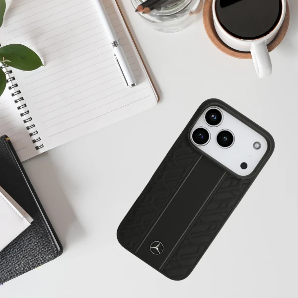 Dėklas Mercedes Leather Laurel Leaves Stripes MagSafe skirtas Apple iPhone 17 Pro juodos spalvos aprašymas - Prekės nuotrauka