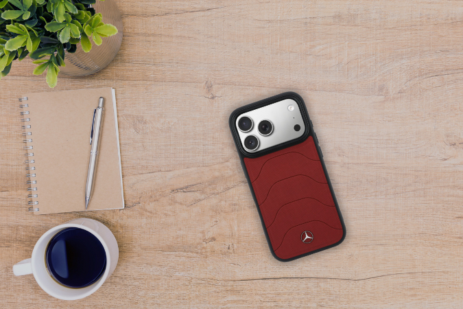 Dėklas Mercedes Leather Mesh with Bow Line MagSafe iPhone 17 Pro Max raudonas aprašymas - Prekės nuotrauka