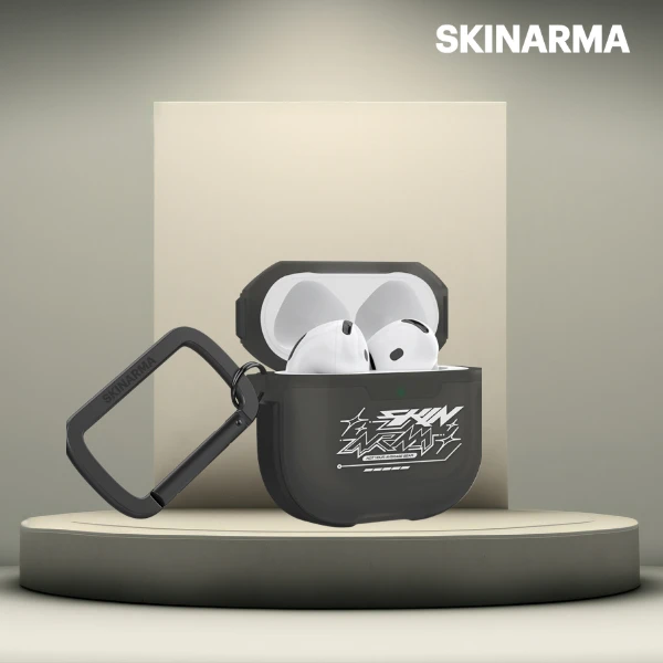 Dėklas Skinarma Kinzoku skirtas AirPods 4 juodos spalvos aprašymas - Prekės nuotrauka Dėklas Skinarma Kinzoku skirtas AirPods 4 juodos spalvos aprašymas - Prekės nuotrauka