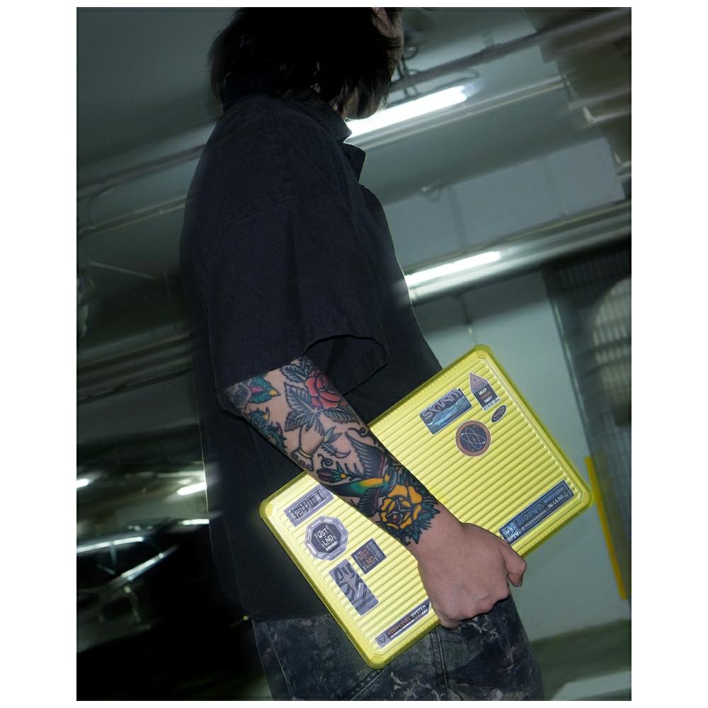 Dėklas Skinarma Protective Dėklas Vibron skirtas MacBook Neo 13″ yellow aprašymas - Prekės nuotrauka Dėklas Skinarma Protective Dėklas Vibron skirtas MacBook Neo 13″ yellow aprašymas - Prekės nuotrauka