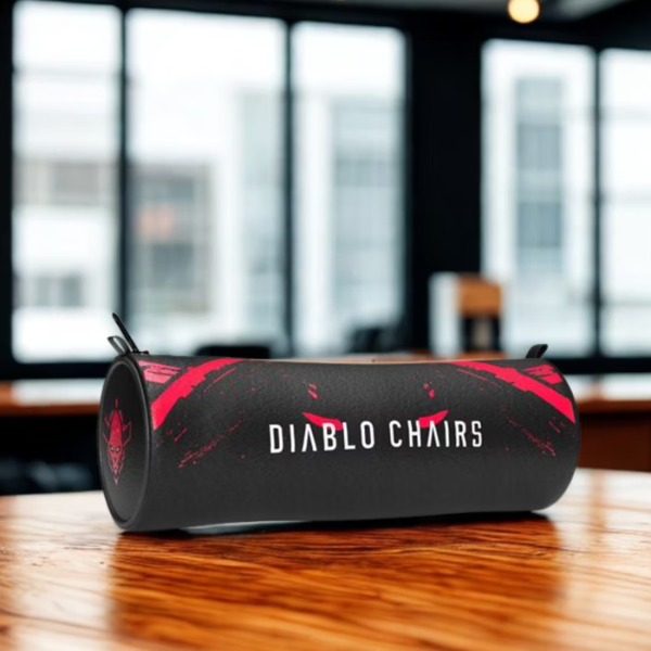 Diablo Chairs Diablo kėdžių pieštukų dėklai aprašymas - Prekės nuotrauka Diablo Chairs Diablo kėdžių pieštukų dėklai aprašymas - Prekės nuotrauka