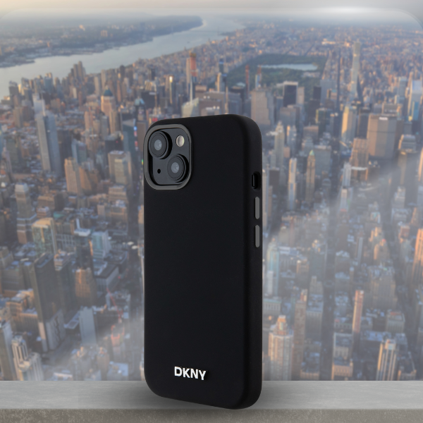DKNY DKHMP14SSMCHLK Apple iPhone 14 15 13 6.1″ juodos spalvos kietas dėklas Liquid Silicone Small Metal Logo MagSafe aprašymas - Prekės nuotrauka DKNY DKHMP14SSMCHLK Apple iPhone 14 15 13 6.1″ juodos spalvos kietas dėklas Liquid Silicone Small Metal Logo MagSafe aprašymas - Prekės nuotrauka