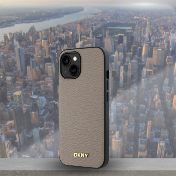DKNY DKHMP15SPGHLME Apple iPhone 15 6.1″ beige kietas dėklas Grained Metal Logo MagSafe aprašymas - Prekės nuotrauka DKNY DKHMP15SPGHLME Apple iPhone 15 6.1″ beige kietas dėklas Grained Metal Logo MagSafe aprašymas - Prekės nuotrauka