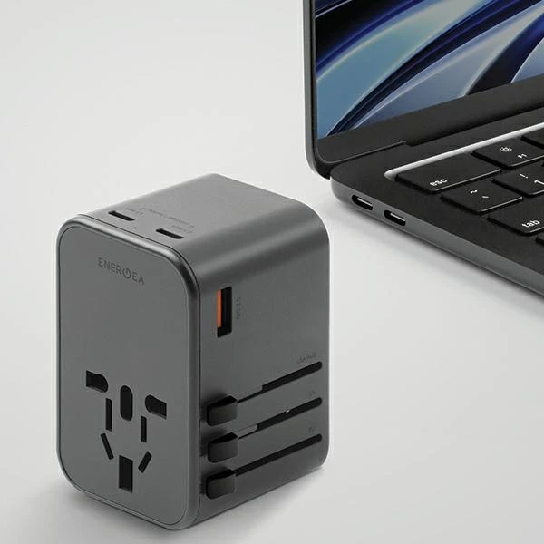 ENERGEA laidinis įkroviklis 1xUSB+2xUSB-CPD-PPS-QC 3.0 65W 1A2C adapteris 4in1 US/UA/EU/UK pilkos spalvosl Travelworld Adapteris GaN65W aprašymas - Prekės nuotrauka ENERGEA laidinis įkroviklis 1xUSB+2xUSB-CPD-PPS-QC 3.0 65W 1A2C adapteris 4in1 US/UA/EU/UK pilkos spalvosl Travelworld Adapteris GaN65W aprašymas - Prekės nuotrauka