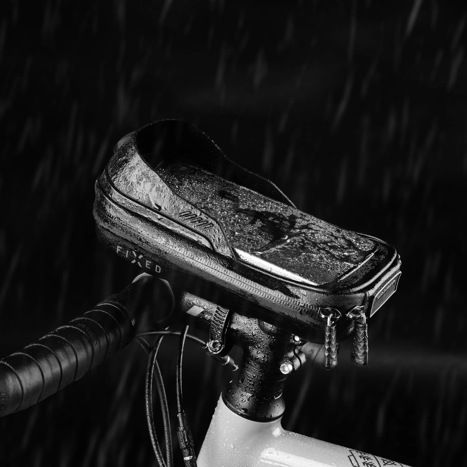 Fixed Fiksuotas FIXBIB2-BK | Dviračio dėklas | Juodas | Visų tipų telefonams iki 6,8 colio aprašymas - Prekės nuotrauka Fixed Fiksuotas FIXBIB2-BK | Dviračio dėklas | Juodas | Visų tipų telefonams iki 6,8 colio aprašymas - Prekės nuotrauka