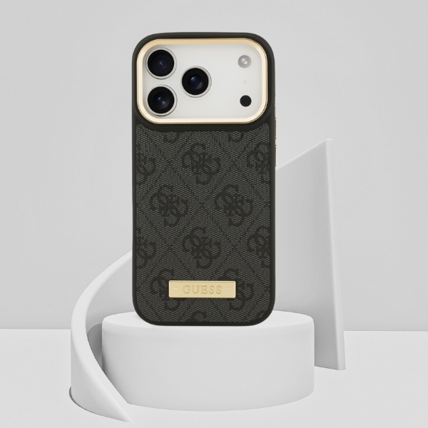 Guess 4G Logo Plate MagSafe dėklas iPhone 17 Pro juodos spalvos aprašymas - Prekės nuotrauka