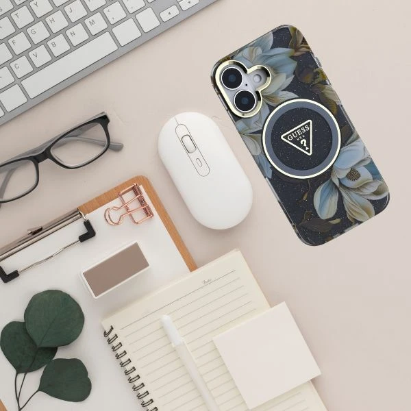 Guess Glitter Flowers Triangle Mygtukai MagSafe Apple iPhone 16 dėklas telefonui juodos spalvos aprašymas - Prekės nuotrauka Guess Glitter Flowers Triangle Mygtukai MagSafe Apple iPhone 16 dėklas telefonui juodos spalvos aprašymas - Prekės nuotrauka