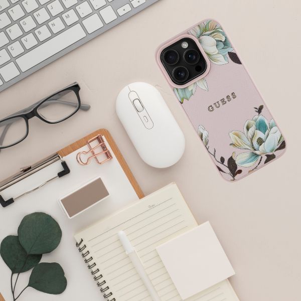 guess-grained-printed-flower-pattern-magsafe