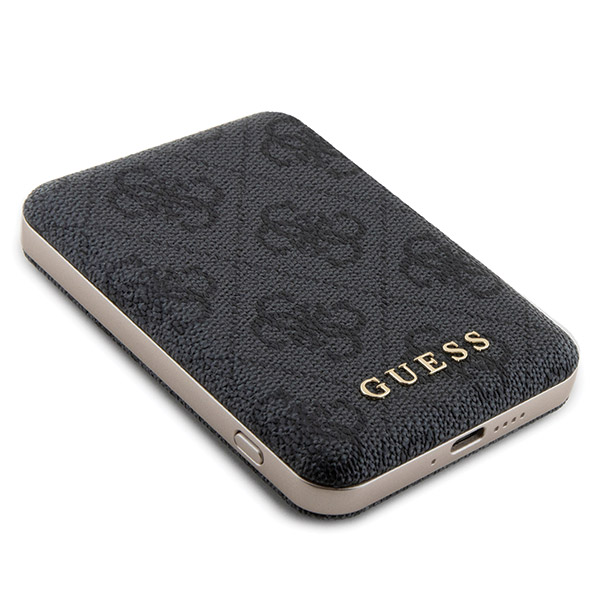 Guess GUBPM5P13L4GEMGK Rinkinys iPhone 13 Pro 6.1″ kietas dėklas + Powerbank 5000mAh MagSafe juodos spalvos 4G Met aprašymas - Prekės nuotrauka