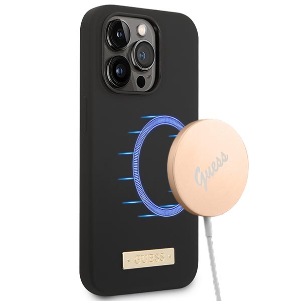 Guess GUHMP14LSBPLK iPhone 14 Pro 6,1″ juodos spalvos kietas dėklas Silicone Logo Plate MagSafe aprašymas - Prekės nuotrauka