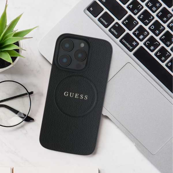 Guess GUHMP16SPGHSMME iPhone 16 6.1″ smėlio spalvos kietas dėklas Grained Ring MagSafe aprašymas - Prekės nuotrauka