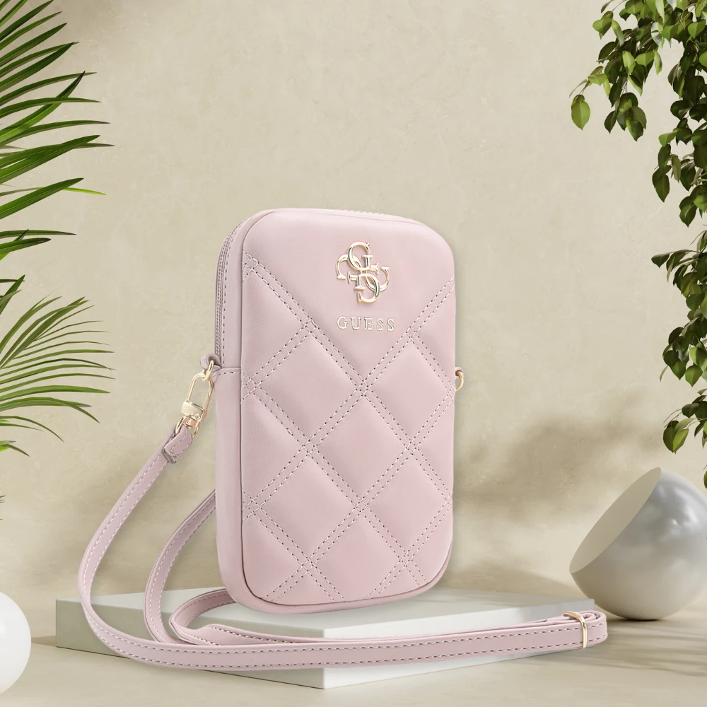 Guess krepšys su užtrauktuku Quilted 4G (GUWBZPSQSSGB) mėlynos spalvos aprašymas - Prekės nuotrauka Guess krepšys su užtrauktuku Quilted 4G (GUWBZPSQSSGB) mėlynos spalvos aprašymas - Prekės nuotrauka