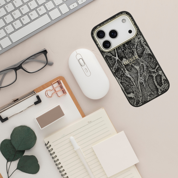 Guess Python Pattern MagSafe dėklas Apple iPhone 17 Pro juodos spalvos aprašymas - Prekės nuotrauka