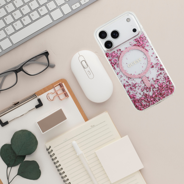 Guess Resin Bottom Glitter MagSafe dėklas Apple iPhone 17 Pro Max rožinės spalvos aprašymas - Prekės nuotrauka