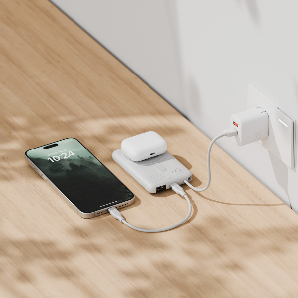 Energea Išorinė baterija Bazic Fusion Mag 10000mAh MagSafe su USB-C laidu, pilkos spalvos aprašymas - Prekės nuotrauka