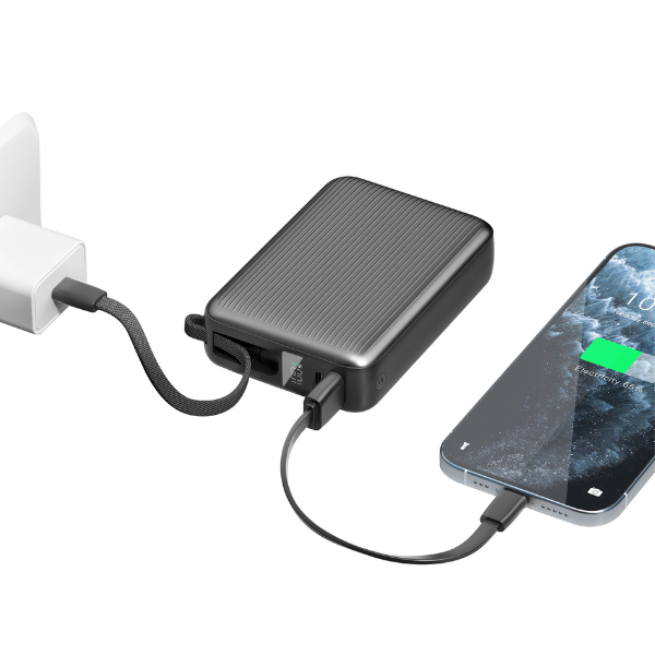 Išorinė baterija Energea Integra Ultra 45 20000mAh su USB-C PD45W laidu, pilkos spalvos aprašymas - Prekės nuotrauka