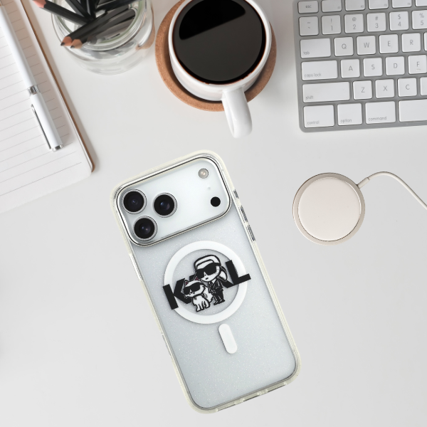 Karl Lagerfeld IML Glitter Karl & Choupette Sketch Logo MagSafe dėklas skirtas Apple iPhone 17 Pro Max Clear aprašymas - Prekės nuotrauka Karl Lagerfeld IML Glitter Karl & Choupette Sketch Logo MagSafe dėklas skirtas Apple iPhone 17 Pro Max Clear aprašymas - Prekės nuotrauka