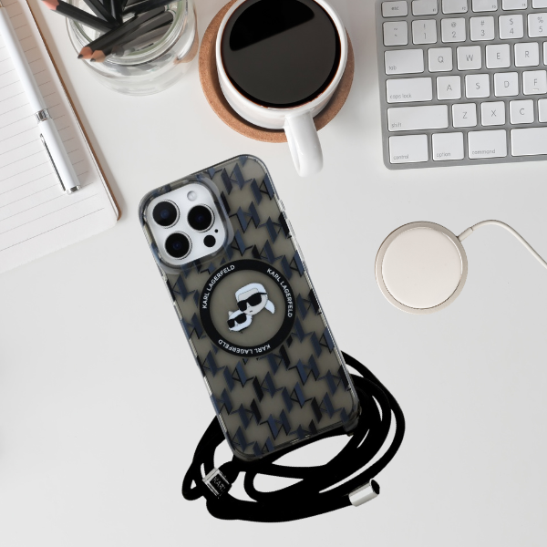 Karl Lagerfeld KLHMP16LHCKCKLCK Apple iPhone 16 Pro 6.3″ juodos spalvos kietas dėklas IML Crossbody Monogram Karl & Chou aprašymas - Prekės nuotrauka Karl Lagerfeld KLHMP16LHCKCKLCK Apple iPhone 16 Pro 6.3″ juodos spalvos kietas dėklas IML Crossbody Monogram Karl & Chou aprašymas - Prekės nuotrauka