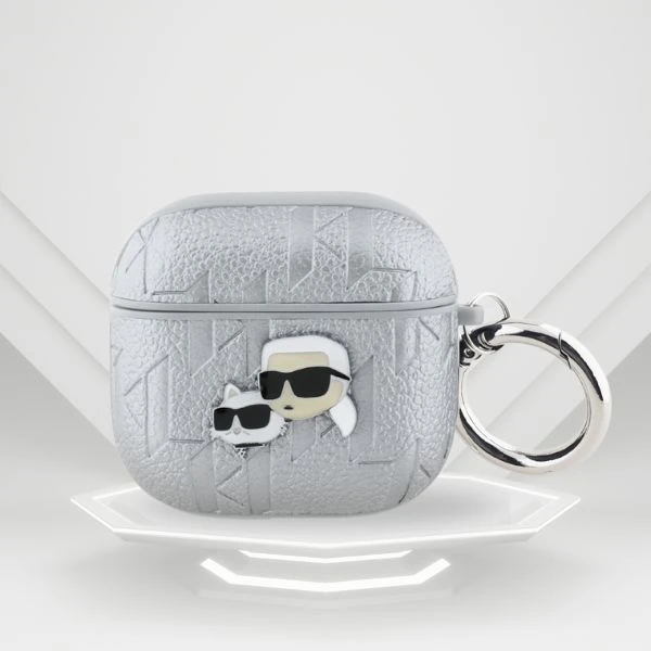 Dėklas Karl Lagerfeld Monogram Karl & Choupette Head AirPods 4 sidabro spalvos aprašymas - Prekės nuotrauka