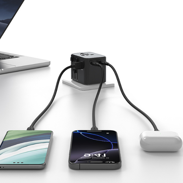 kelioninis įkroviklis USAMS CC308 2xUSB-C 17W 4in1 US/AU/EU/UK juodos spalvos aprašymas - Prekės nuotrauka