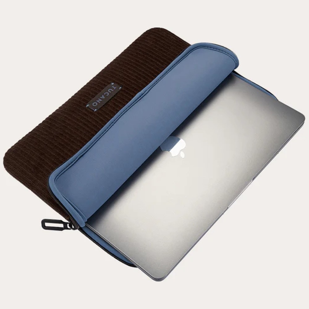 kompiuterio krepšys Tucano Velluto 2 Sleeve 13″ skirtas MacBook Air / Pro, rudos spalvos aprašymas - Prekės nuotrauka