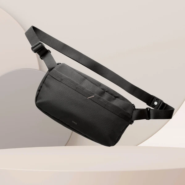 Krepšys Crossbody UNIQ Denver 5L juodos spalvos aprašymas - Prekės nuotrauka Krepšys Crossbody UNIQ Denver 5L juodos spalvos aprašymas - Prekės nuotrauka