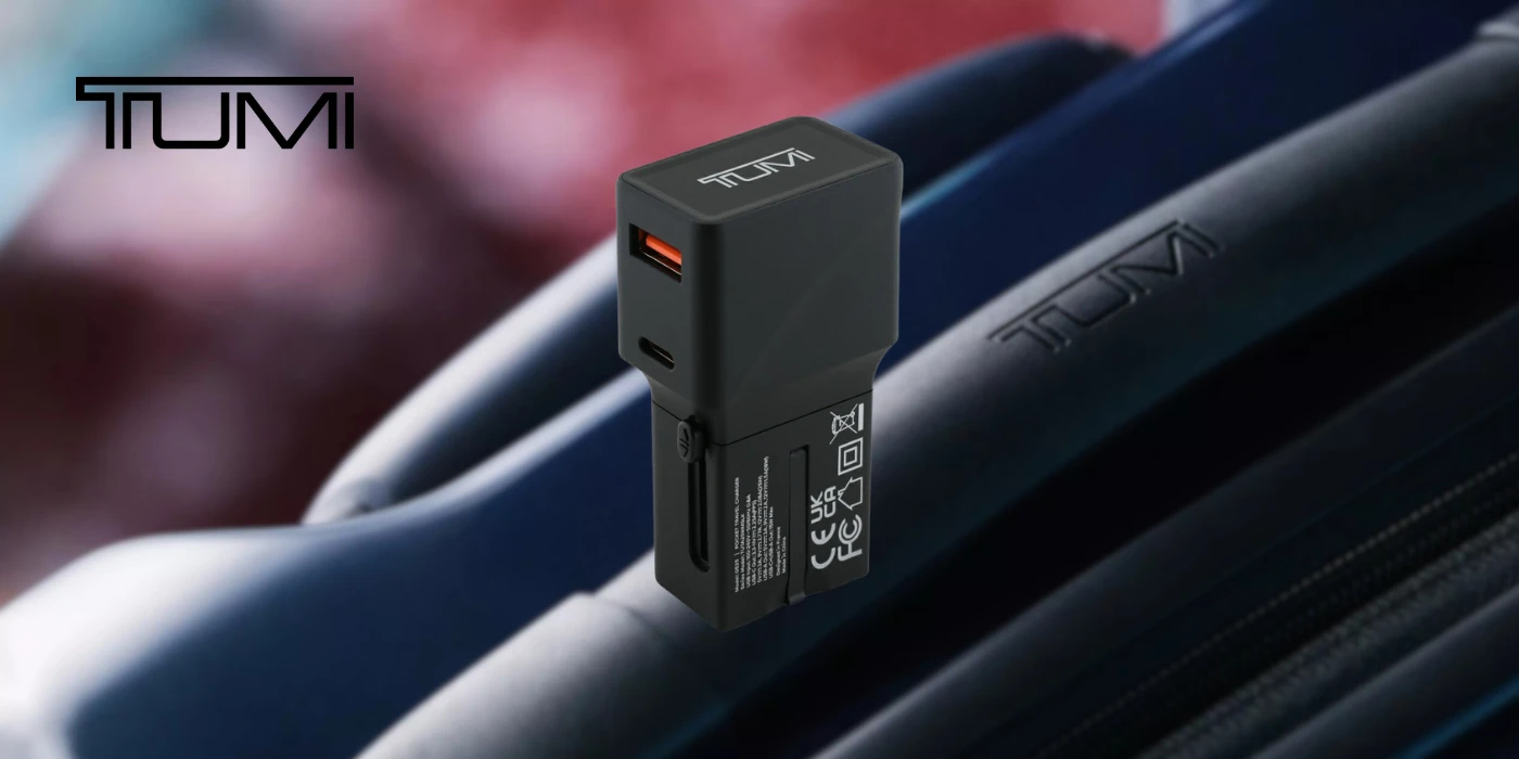 Laidinis įkroviklis TUMI Travel Adapteris 25W USB-C / USB-A juodo spalvos aprašymas - Prekės nuotrauka