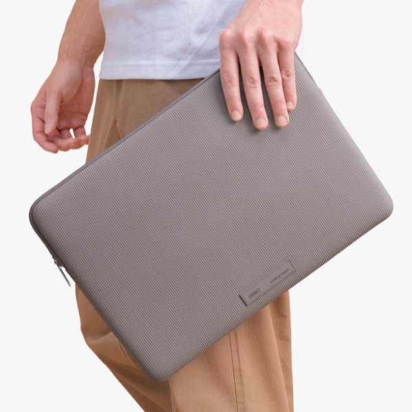 Nešiojamas kompiuteris Sleeve UNIQ Cyprus Ridge Edition 16″ waterproof neoprene pilkos spalvos aprašymas - Prekės nuotrauka Nešiojamas kompiuteris Sleeve UNIQ Cyprus Ridge Edition 16″ waterproof neoprene pilkos spalvos aprašymas - Prekės nuotrauka