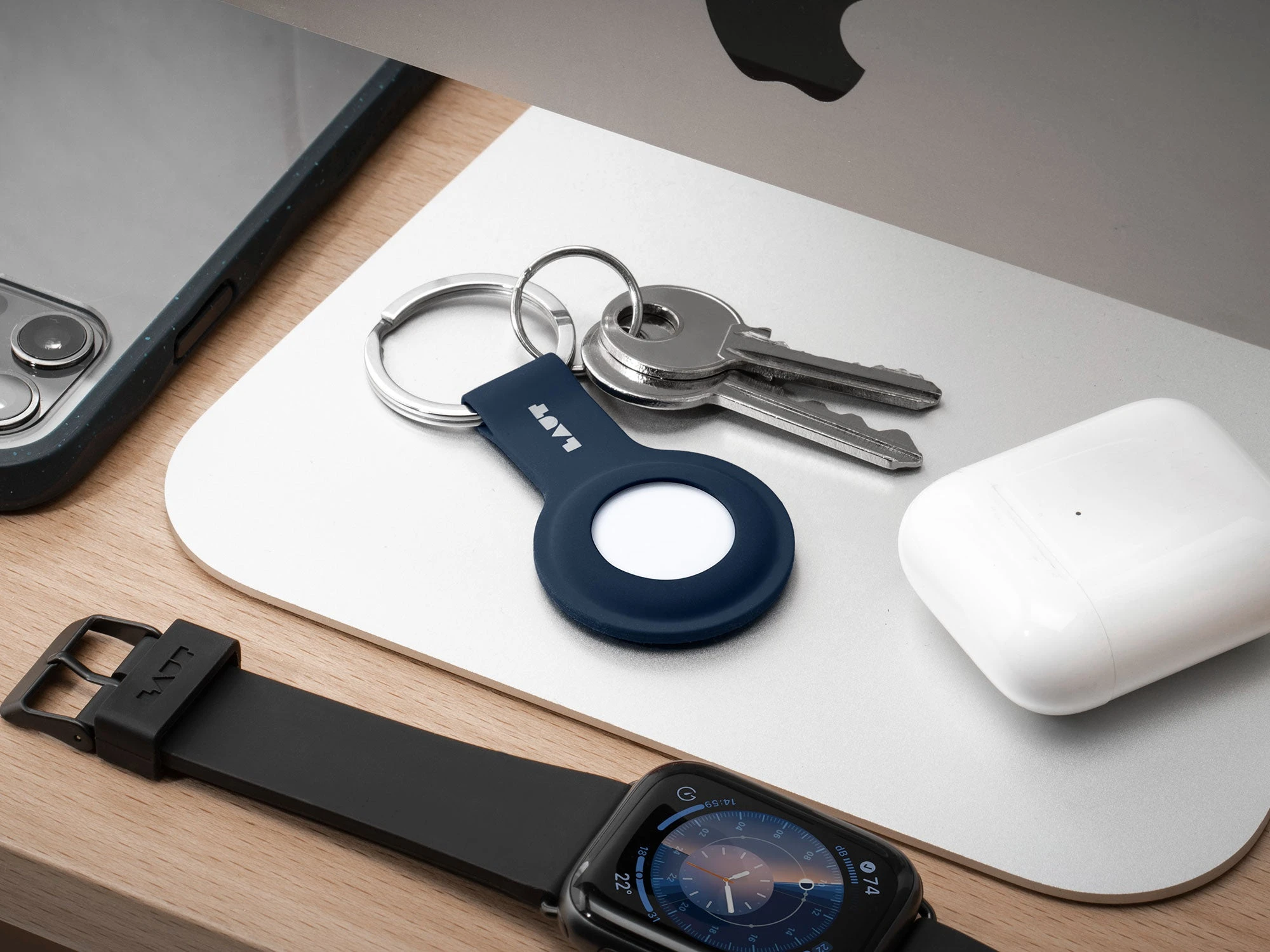 LAUT dėklas Apple AirTag HUEX TAG Juodas aprašymas - Prekės nuotrauka LAUT dėklas Apple AirTag HUEX TAG Juodas aprašymas - Prekės nuotrauka