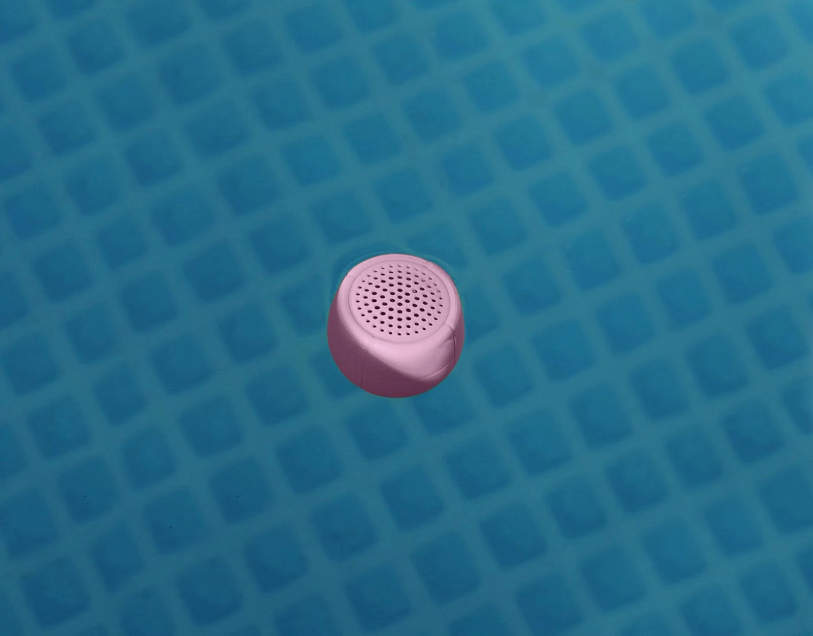 Lexon Mino X nešiojama kolonėlė Bluetoothjasnoróżowy/light pink LA120P9 aprašymas - Prekės nuotrauka Lexon Mino X nešiojama kolonėlė Bluetoothjasnoróżowy/light pink LA120P9 aprašymas - Prekės nuotrauka