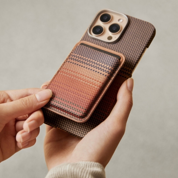 Dėklas Magnetinė piniginė PITAKA Woven Wallet MagSafe telefonui, sunset aprašymas - Prekės nuotrauka