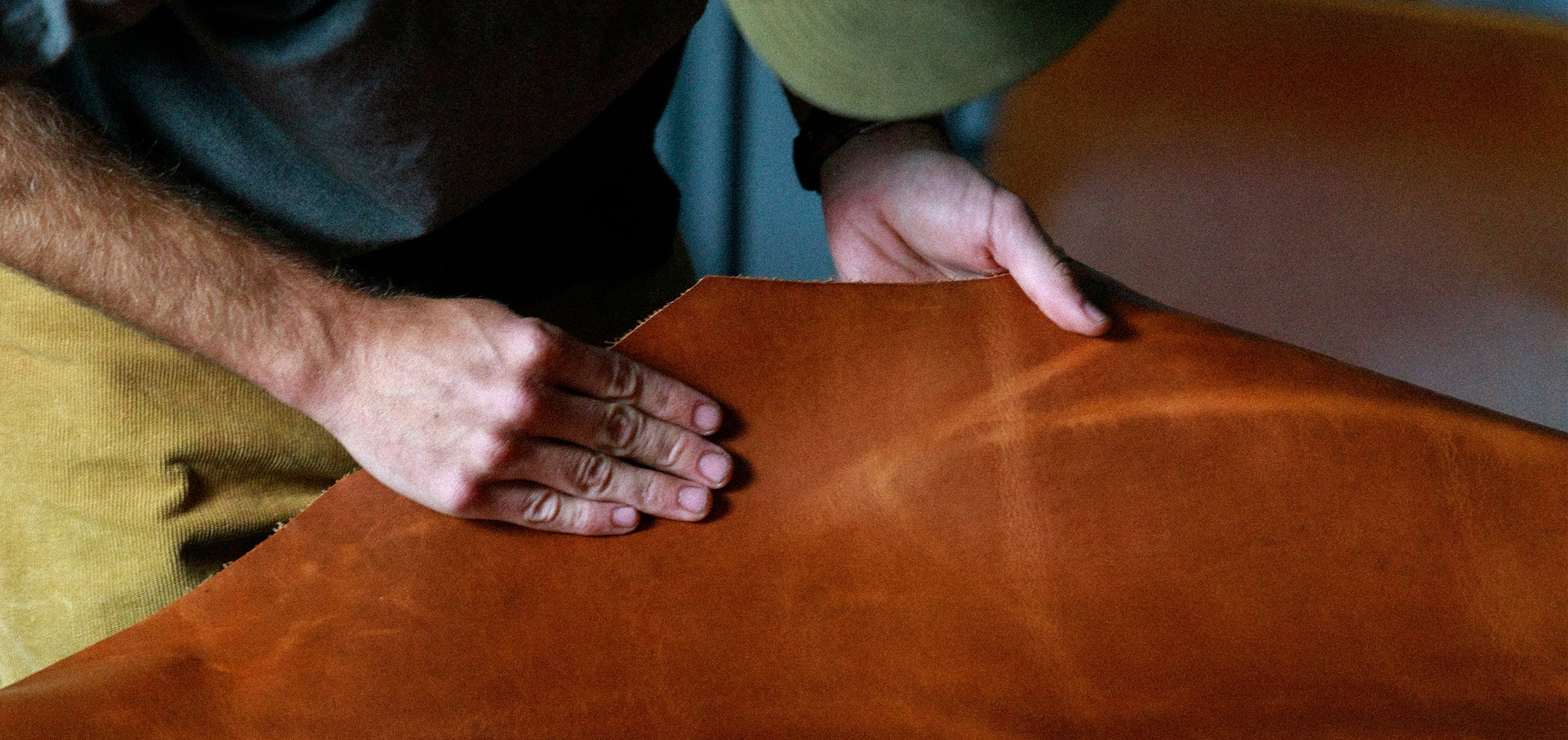 Burga Nomad Traditional Odinis dėklas, juodas (Horween) – iPhone 18 Pro/17 Pro aprašymas - Prekės nuotrauka