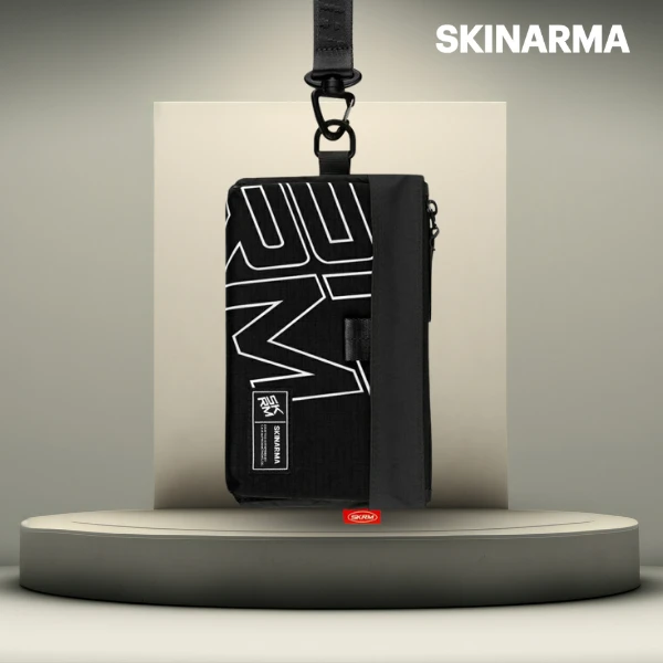Phone bag Skinarma Jager juodos spalvos aprašymas - Prekės nuotrauka Phone bag Skinarma Jager juodos spalvos aprašymas - Prekės nuotrauka