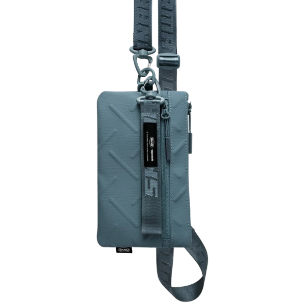 Dėklas Phone bag Skinarma Juno mėlynos spalvos aprašymas - Prekės nuotrauka