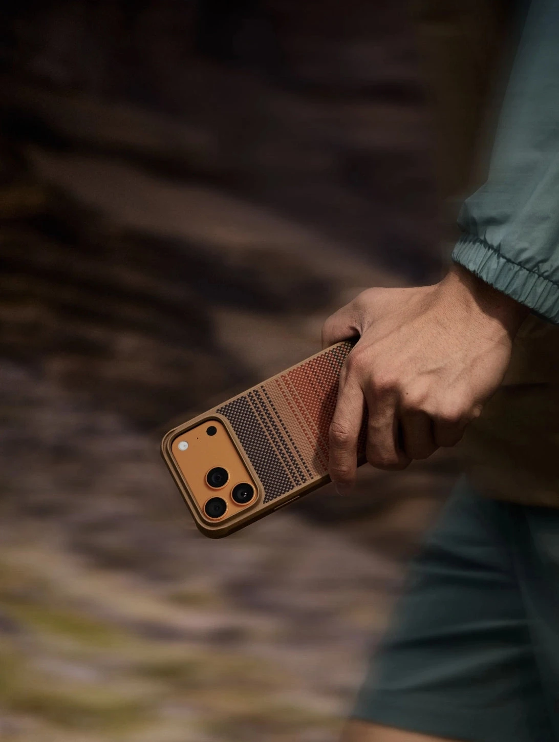 Pitaka Aramid ProGuard dėklas Apple iPhone 17 Pro, saulėlydžio spalvos aprašymas - Prekės nuotrauka Pitaka Aramid ProGuard dėklas Apple iPhone 17 Pro, saulėlydžio spalvos aprašymas - Prekės nuotrauka