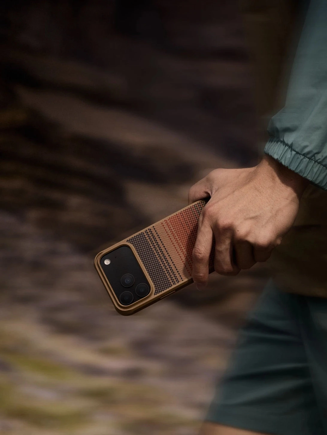 Dėklas Pitaka Aramid ProGuard Case Apple iPhone 17 Pro, sunset aprašymas - Prekės nuotrauka Dėklas Pitaka Aramid ProGuard Case Apple iPhone 17 Pro, sunset aprašymas - Prekės nuotrauka